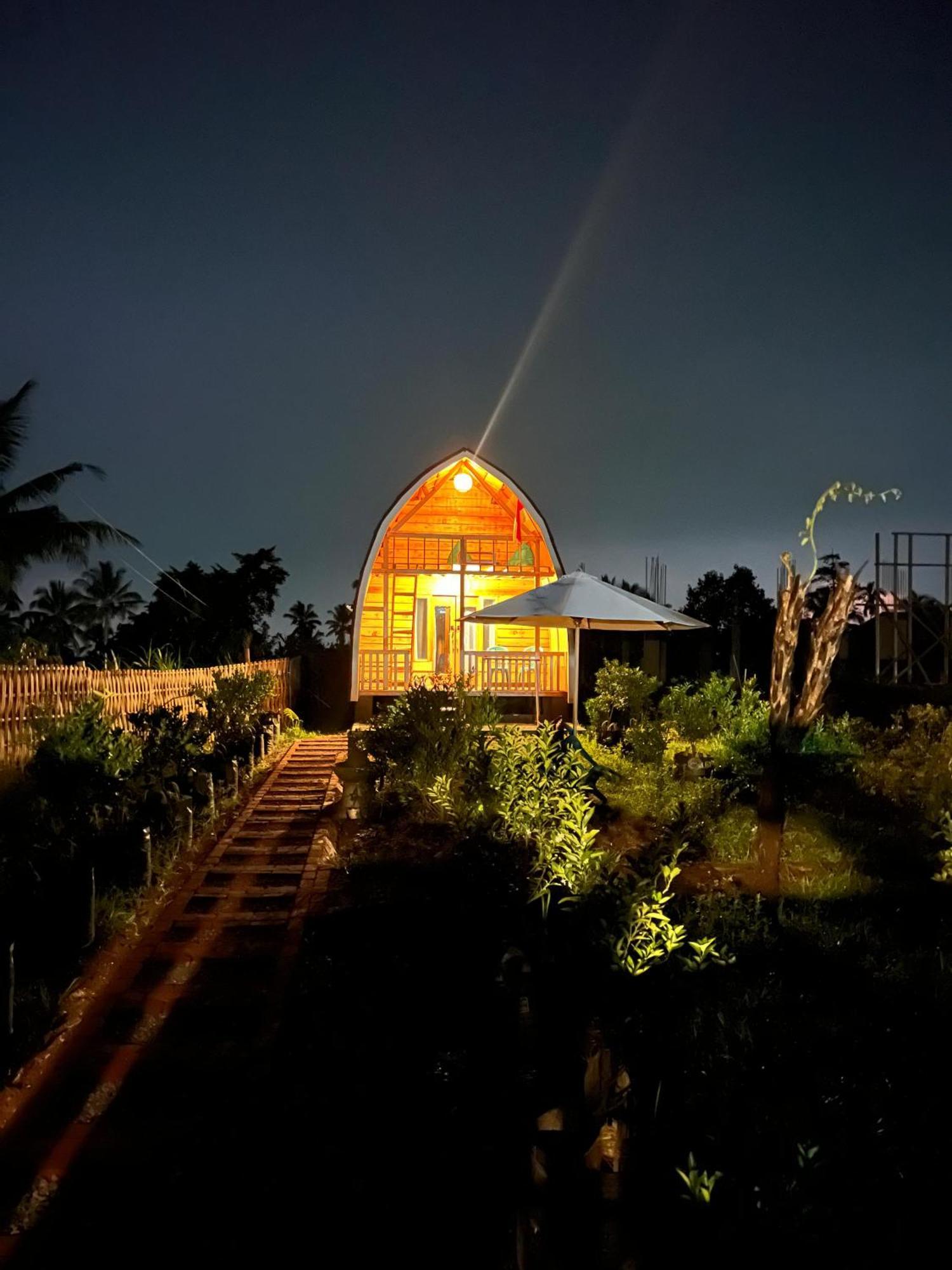 Raturinjani Homestay Selong Экстерьер фото