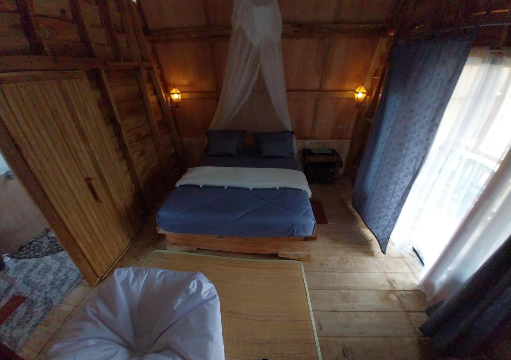Raturinjani Homestay Selong Экстерьер фото