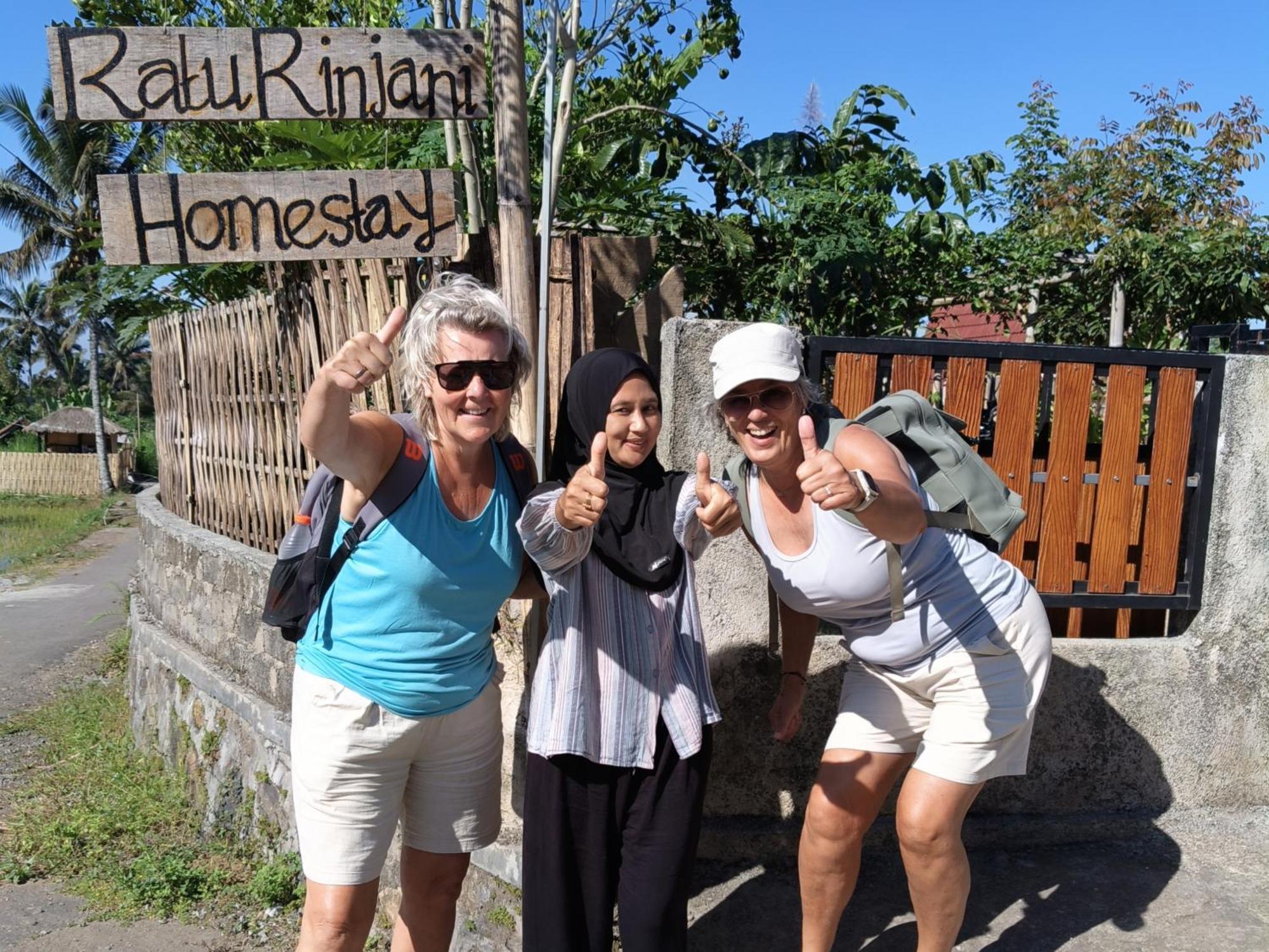 Raturinjani Homestay Selong Экстерьер фото