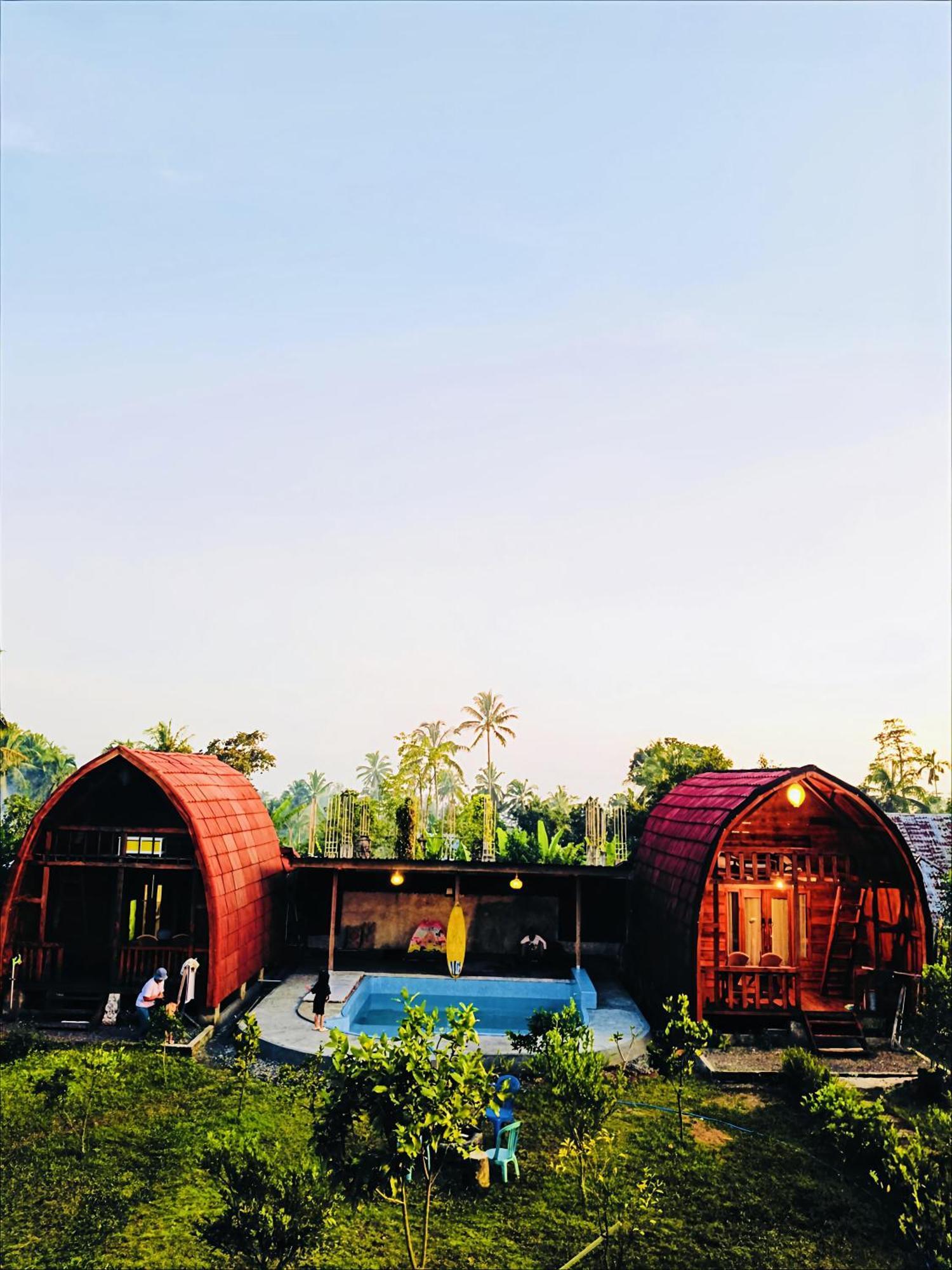 Raturinjani Homestay Selong Экстерьер фото